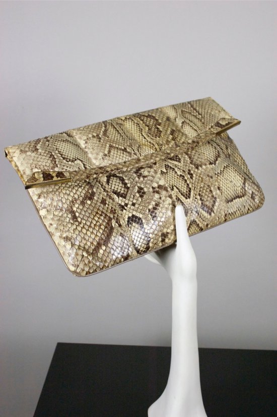 P407-snakeskin 1970s shoulder bag envelope clutch purse - 07.jpg