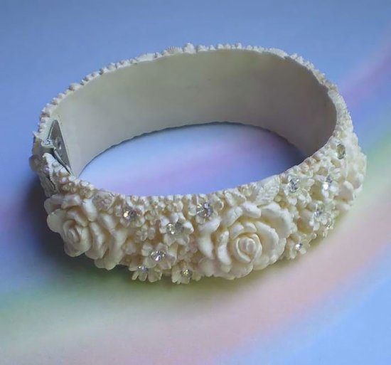 weddingcakebraceleta.jpg