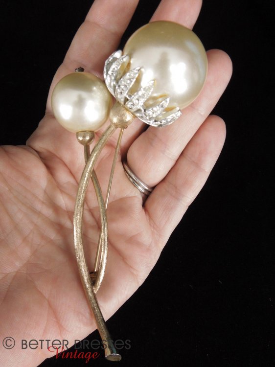 00555-005inMYhand.jpg