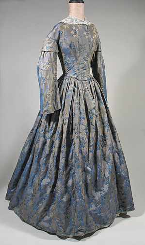 1860sgreybrocade2.jpg