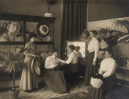 1915-Five_Ladies_in_a_Millinery_Shop_SAAM-1996.55_1.jpg