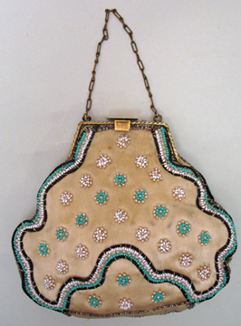 1920sbeadedsatinpurse2.jpg