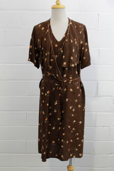 1930s brown silk floral dress-10.jpg