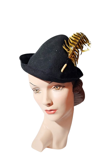 1930s_black_felt_robin_hood_hat_feather_vintage-removebg-preview.png