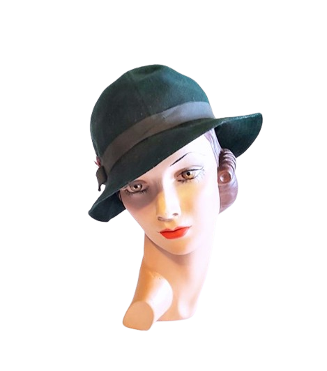 1930s_green_felt_brimmed_cloche_hat_vintage-removebg-preview.png