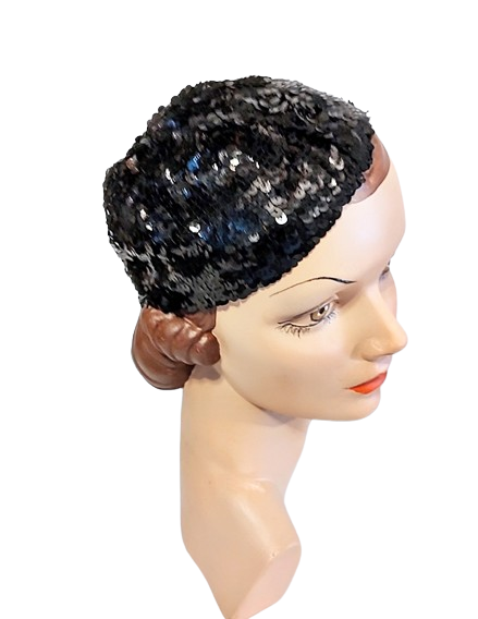 1930s_vintage_all_black_sequin_small_beanie_hat-removebg-preview.png