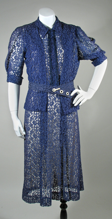1930sbluelaceset2.jpg