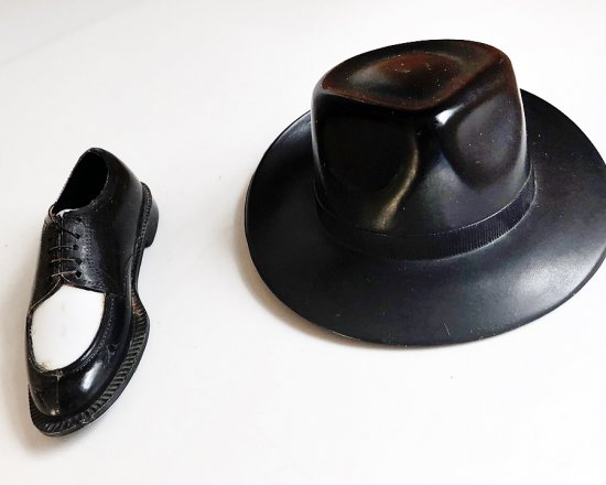 1940 50s mimiature plastic hat and shoes mens,gift idea,vintage fedors mini hat and shoes.jpg