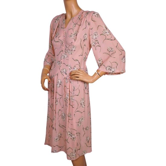 1940s-Floral-Pattern-Pink-Crepe-Day-Dress-1.jpg