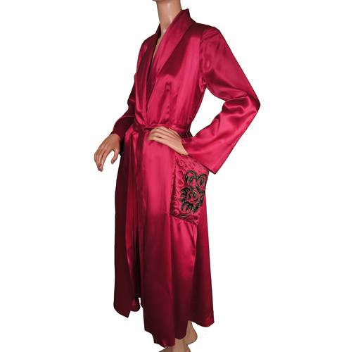 1940s Magenta Robe.jpg