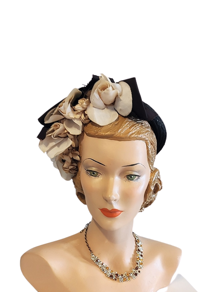 1940s_black_hat_open_crown_flowers_vintage-removebg-preview.png