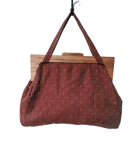 1940s_burgundy_fabric_deco_knitting_bag_purse_wood_frame_vintage-removebg-preview.png