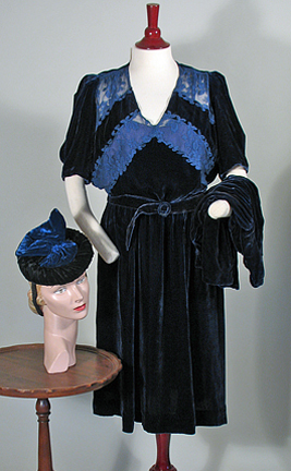 1940sbluevelvetset2.jpg