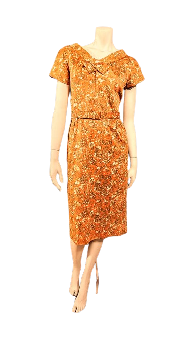 1950_60s_coral_floral_nylon_dress_vintage-removebg-preview (2 ).png