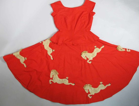 1950's 2pc. horse012 1st pick .jpg