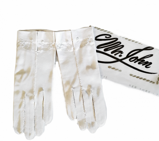 1950s 60s mr john designer white vintage gloves another time vintage apparel 4.png
