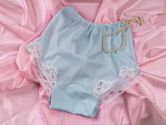1950s vintage knickers by kendal milne of manchester.jpg