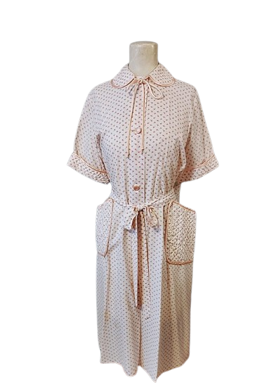 1950s_rose_bud_vintage_short_robe_pockets_full_back-removebg-preview.png 3.png