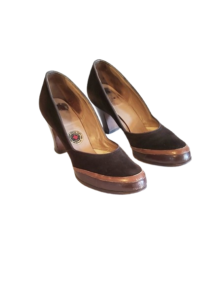 1950s_vintage_brown_suede_rust_leather_pumps_shoes_heels-removebg-preview.png