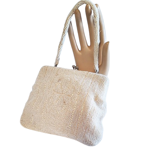 1950s_vintage_fine_beaded_white_evening_bag_purse_handle-removebg-preview.png