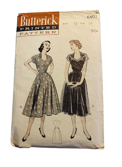 1950s_vintage_sweetheart_neckline_fit_flare_sewing_pattern-removebg-preview.png