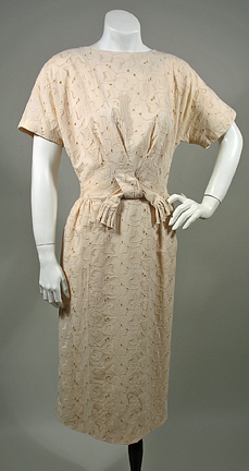 1950screameyeletdress2.jpg