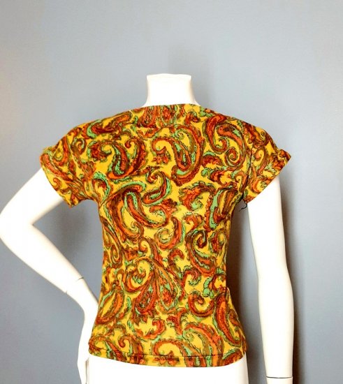 1960s yellow fitted knit top,paisley,acrylic, vintage,anothertimevintageapparel.jpg