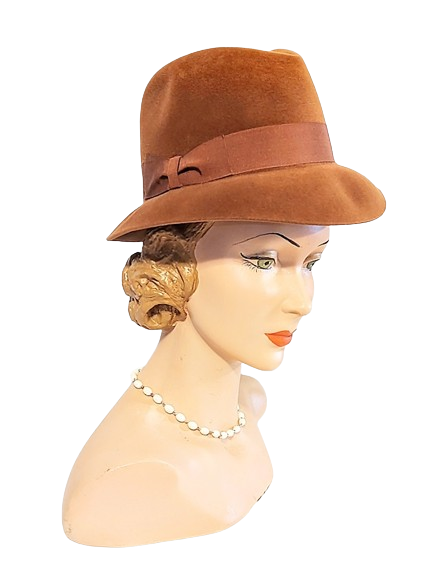 1960s_vintage_rust_felt_high_crowned_ladies_borsalino_fedora_hat-removebg-preview.png