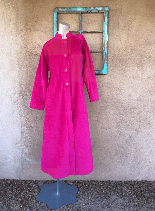 2022298pinkrobe1.jpeg