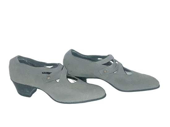 20s grey shoes 3 a.png