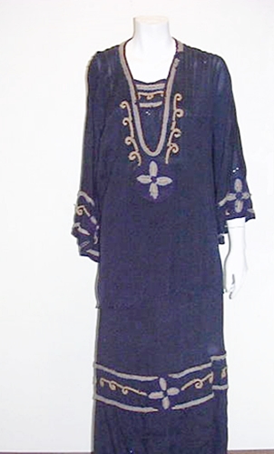 20s silk 2 pc with embroidery antique,anothertimevintageapparel.jpg