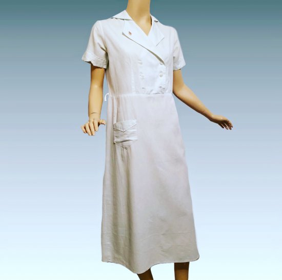 40s nurse uniform.JPG