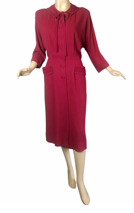 40s raspberry dress.png