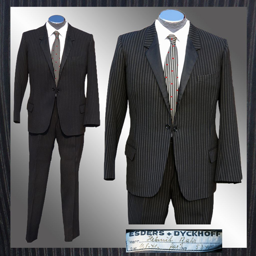 40sPinStripedSuit.jpg