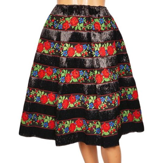 50s-Italian-Straw-w-Roses-Skirt_grande.jpg