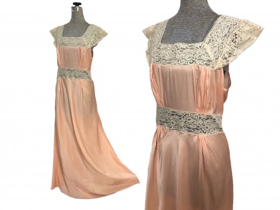 50s peach satin nightgown.JPG