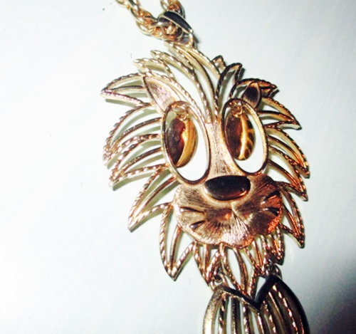 60s-comical-lion-necklace-articulated-anothertimevintageapparel.JPG