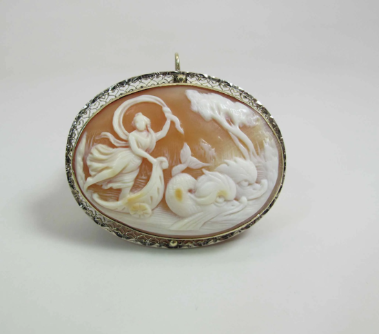 Antique-14K-Gold-Cameo-Pendant-Brooch-full-1o-720-8a965229-f.png