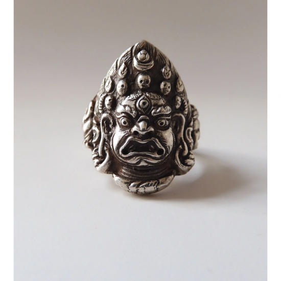 Antique-Indian-Hindu-Buddhist-Silver-Ring-pic-1o-720-b7ac30ff-f.png