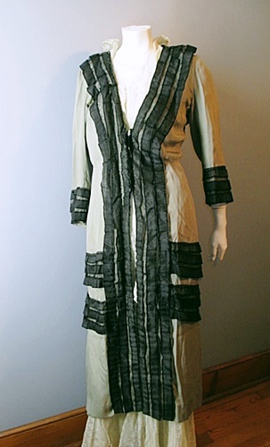 antique silk over dress lace.JPG