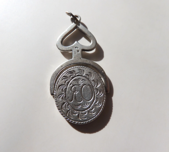 Antique-Silver-Spinner-Pendant-Watch-Fob-full-1o-720-5c9c6f1b-f.png