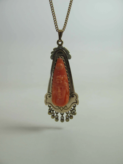 Antique-Victorian-14K-Gold-Pendant-Coral-full-1o-720-75cf6666-f.png