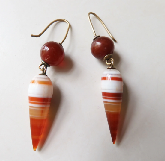 Antique-Victorian-9K-Gold-Russet-White-full-1o-2048-a0aa7c68-f.png