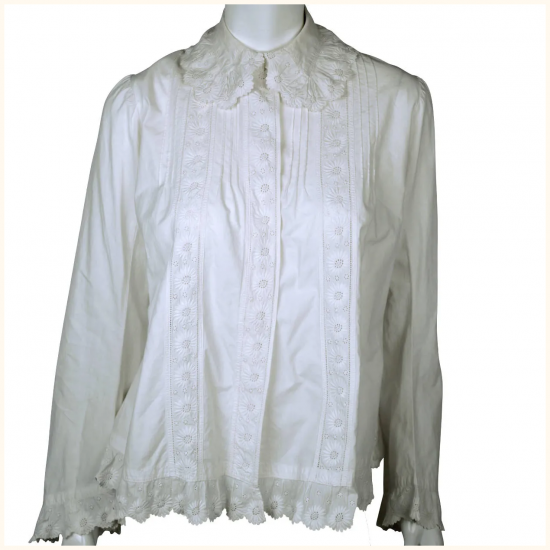 Antique-Victorian-Blouse-Combing-Jacket-White.png