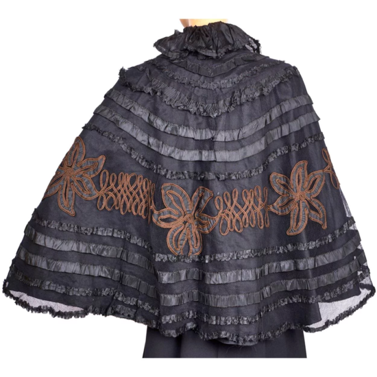 Antique-Victorian-Mourning-Cape-Black-Silk-.png