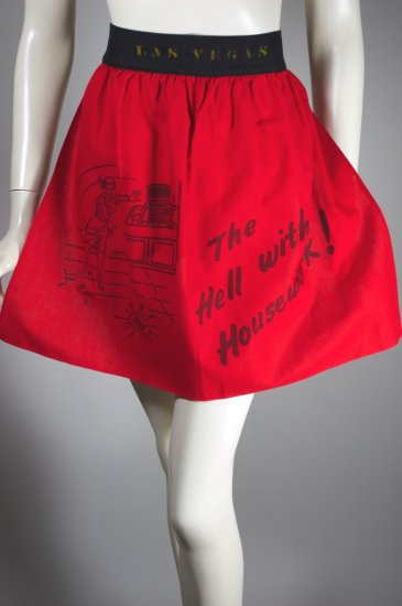 AP68-The Hell With Housework 1950s novelty print apron red - 3.jpg