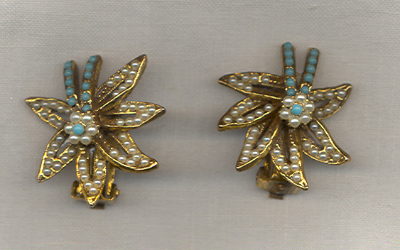 Art Unsigned Turquoise and Pearl Earrings.jpg