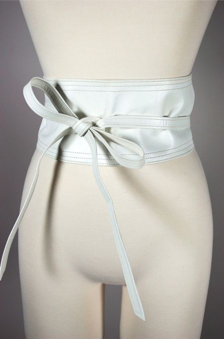 B57-wide leather belt 1970s white corset style sash size S - 3.jpg