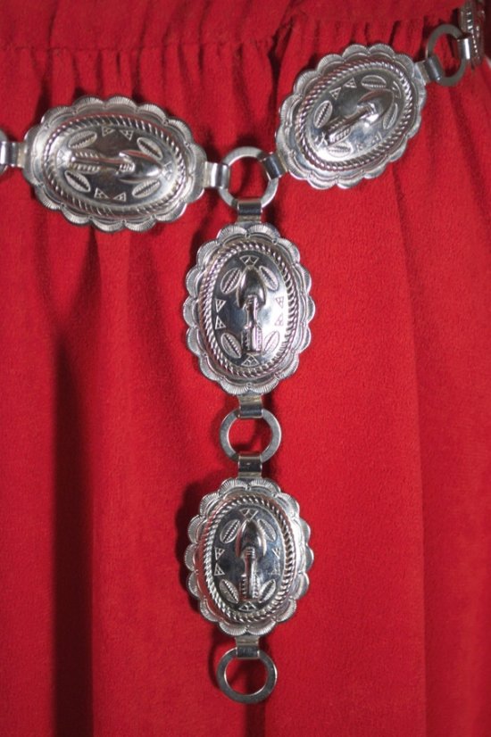 B78-concho chain belt 1950s-60s silver metal arrows Southwest design - 06.jpg