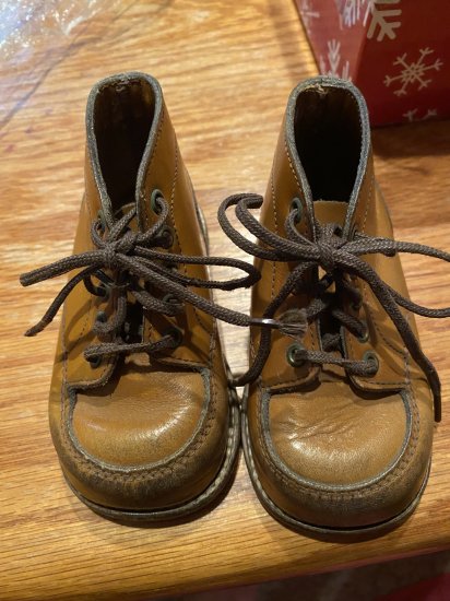 I need help finding out how old these shoes are. | Vintage Fashion ...